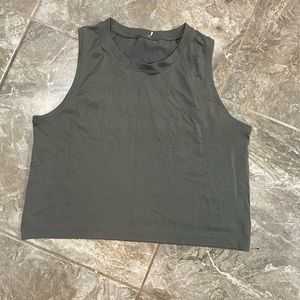 Lululemon cropped tank top